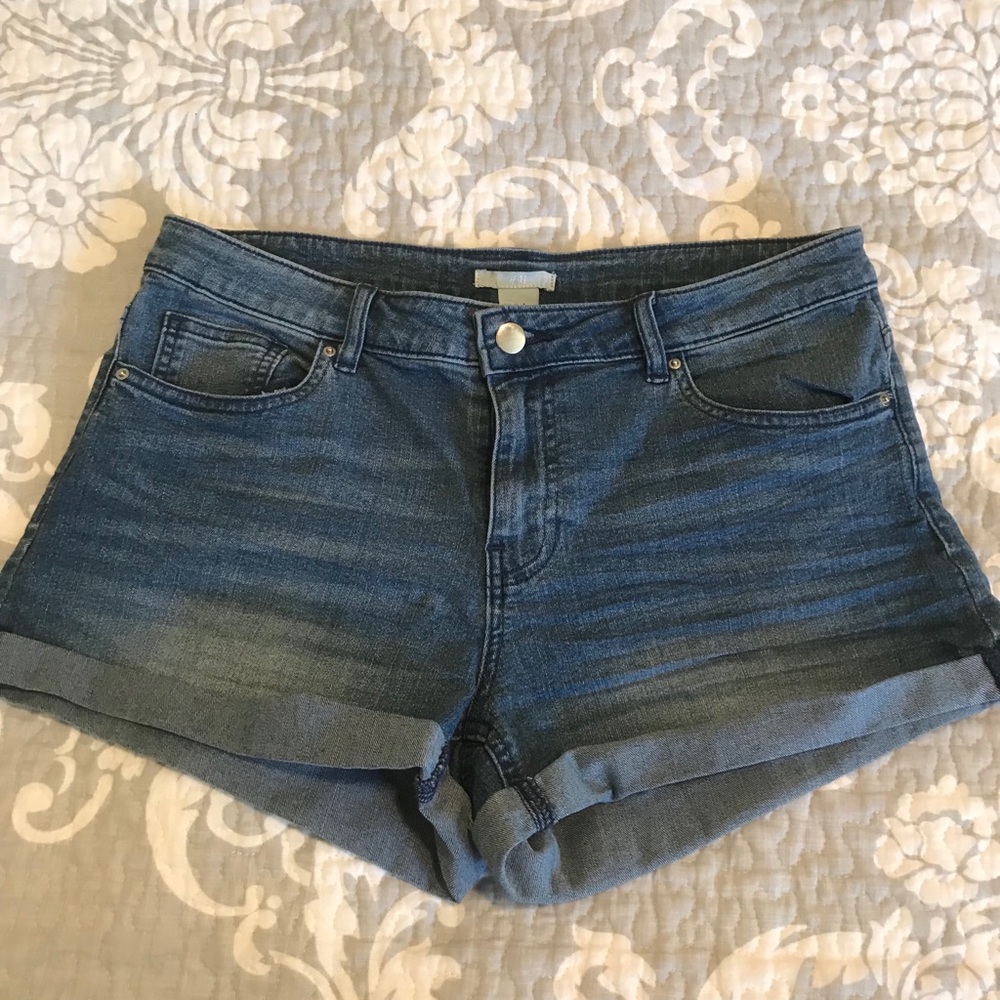 H&M denim shorts